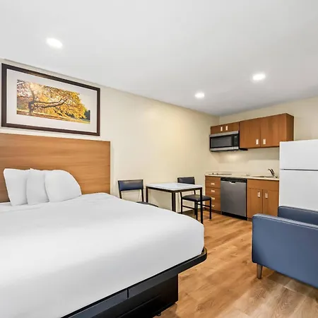 Mainstay Suites Raleigh North-3