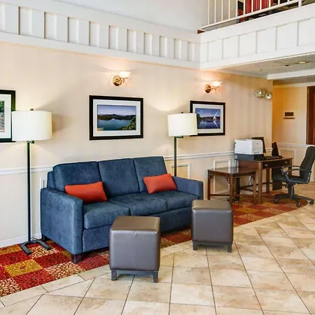 Comfort Inn Redding Near I-5-2