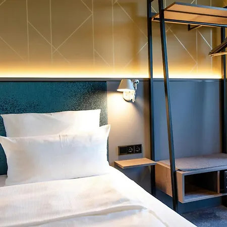 Motel One Berlin-Potsdamer Platz-3