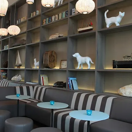 Motel One Bremen-Altstadt-2