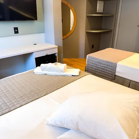 Hotel Zata E Flats-2