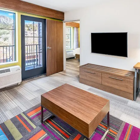 Holiday Inn Express Durango Downtown- Animas River-3