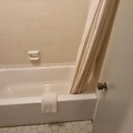 Budget Inn-3