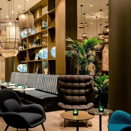 Motel One Bonn-Hauptbahnhof-3
