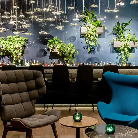 Motel One Bonn-Hauptbahnhof-2