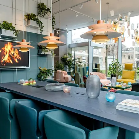 Motel One Rotterdam-3