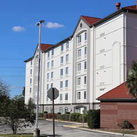 La Quinta Inn And Suites By Wyndham, Ocala-3