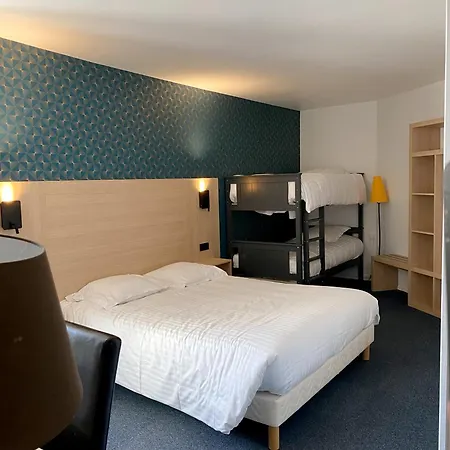 Cit'Hotel La Pyramide-3