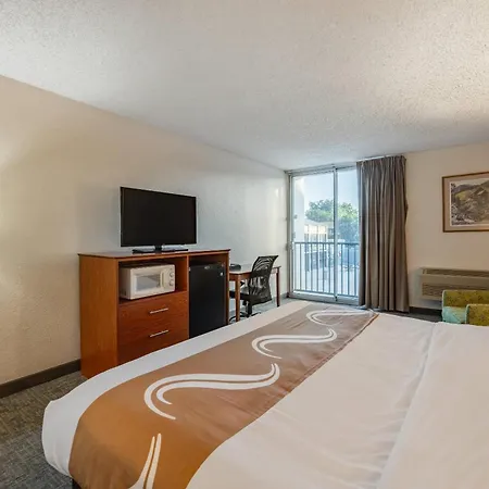Quality Inn & Suites Canon City-2