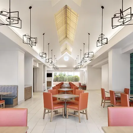 Embassy Suites By Hilton Tampa Airport Westshore-2