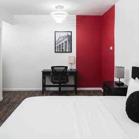 Ramada By Wyndham Jersey City-3