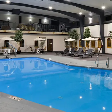 Holiday Inn Great Falls-Convention Center By Ihg-3