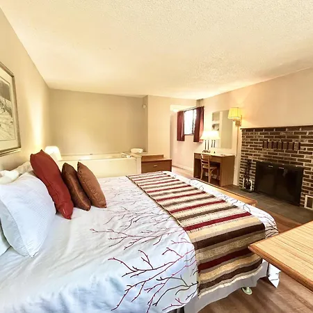 Highland Manor Inn-2