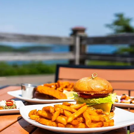 Bluenose Inn - Bar Harbor Collection-2