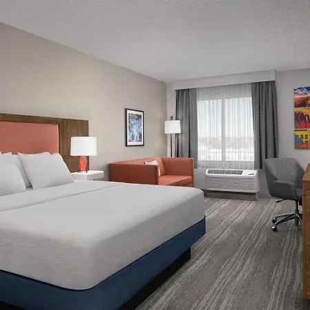Hampton Inn & Suites Denver-Cherry Creek-2