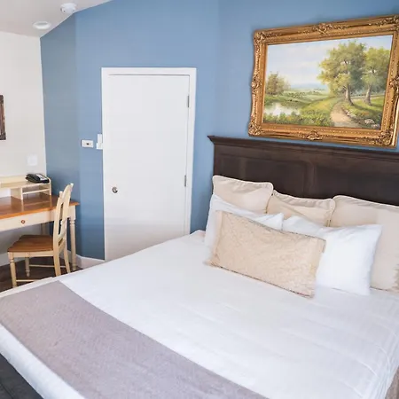 Grass Valley Courtyard Suites-3