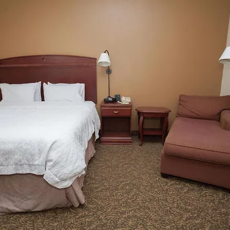 Hampton Inn Oneonta-3