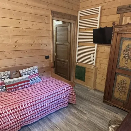 Hotel Letterario Locanda Collomb-3