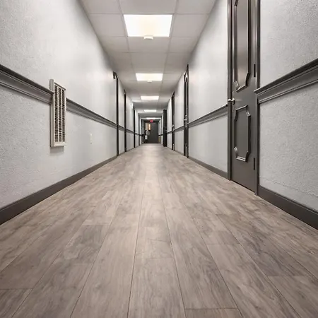 Days Inn By Wyndham Amherst Oh - Near Cleveland Cedar Point & Lake Erie-2
