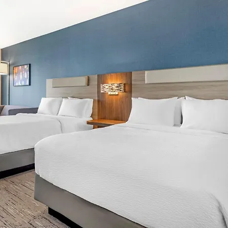 Holiday Inn Express Hotel & Suites Astoria By Ihg-3