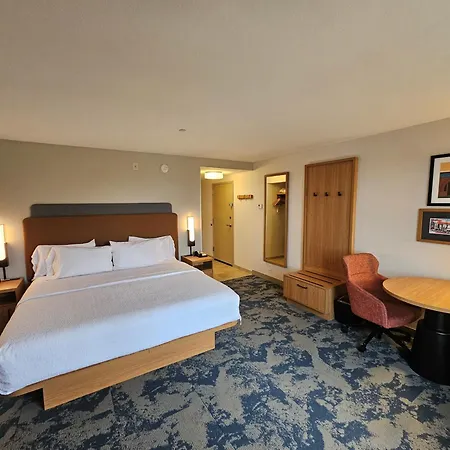 Hampton Inn & Suites Prattville-2
