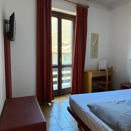 Euro Hotel-2