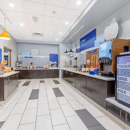 Holiday Inn Express & Suites - Medford By Ihg-2