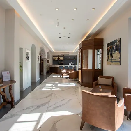 Hotel Centrale-3