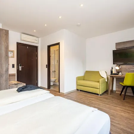 Hotel Alter Kranen-2