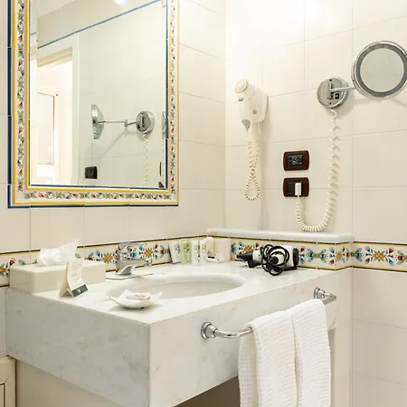 Sangiorgio Resort Hotel & Spa With Restaurant-3