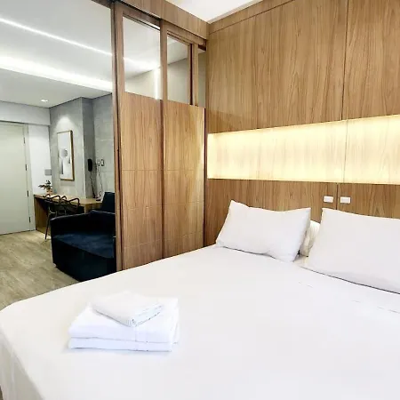 Stay - Apartamentos, Studios e Quartos - 400m da Praia Central-3