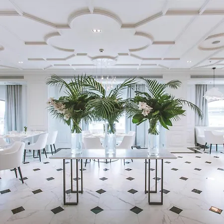 Fairmont Grand Hotel Kyiv-2