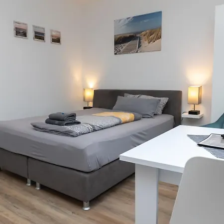 Infinity Stay Apartmenthaus Am Park-3