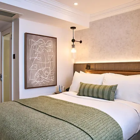 Radisson Blu Hotel, London Tottenham Court Road-3
