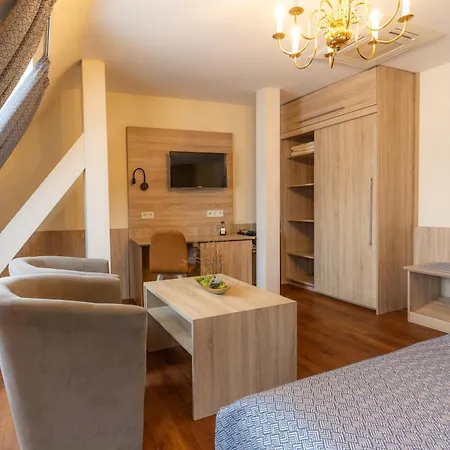 Hotel Residence-2