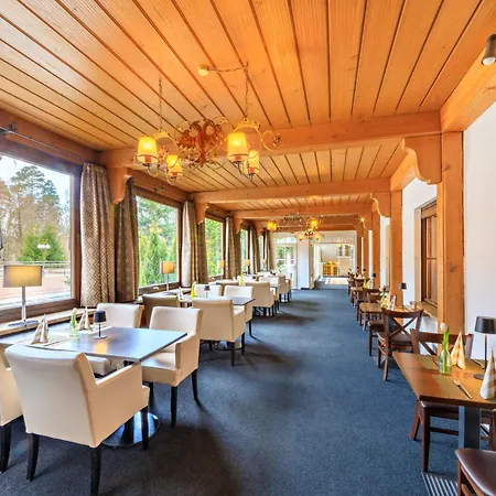 relexa Waldhotel Schatten Stuttgart-2