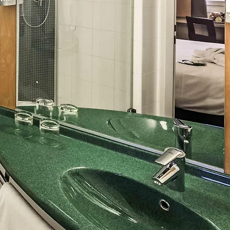 Ibis Praha Old Town-3