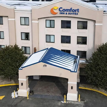 Comfort Inn & Suites Meriden East-2