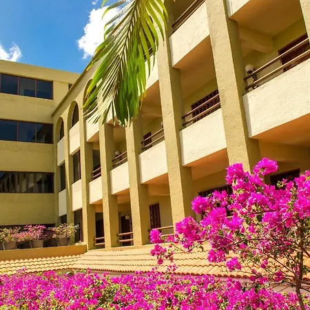 Hotel Casa Colonial Cozumel-Dog Friendly-3