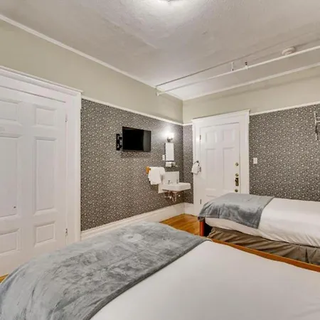Thayers Inn-2