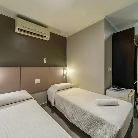 Minuano Hotel Express próx Orla Lago Guaíba, Mercado Público, 300 m Rodoviária-3