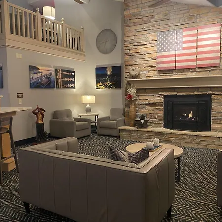 Americinn By Wyndham Okoboji-3