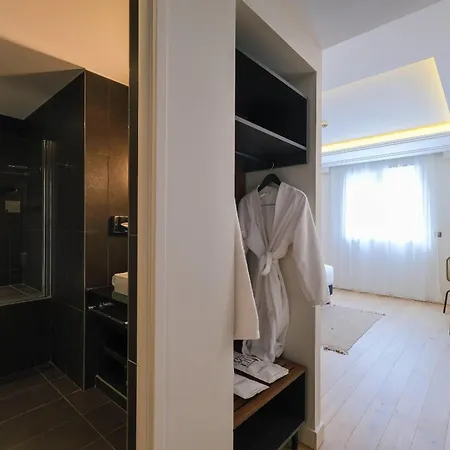 Zenitude Hotel la Valadière, an Ascend Collection Hotel-2