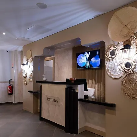 Zenitude Hotel la Valadière, an Ascend Collection Hotel-3