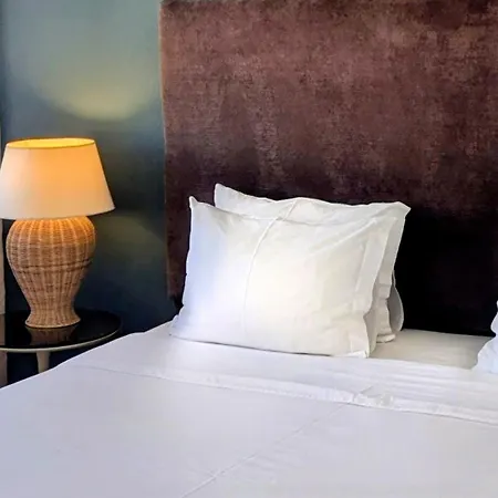 Infante Guesthouse-2