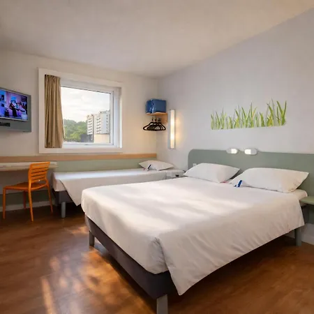 Ibis Budget Blumenau-2
