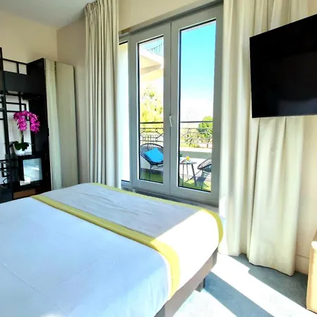 Best Western Journel Hôtel&Rooftop Antibes-Juan-les-Pins-2