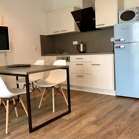 Appartements An Der Golfanlage-3