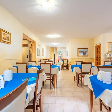 A.I.R. Hotel Gabbiano-2