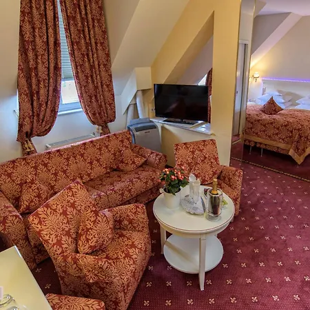 Hotel Augusta Am Kurfürstendamm-2
